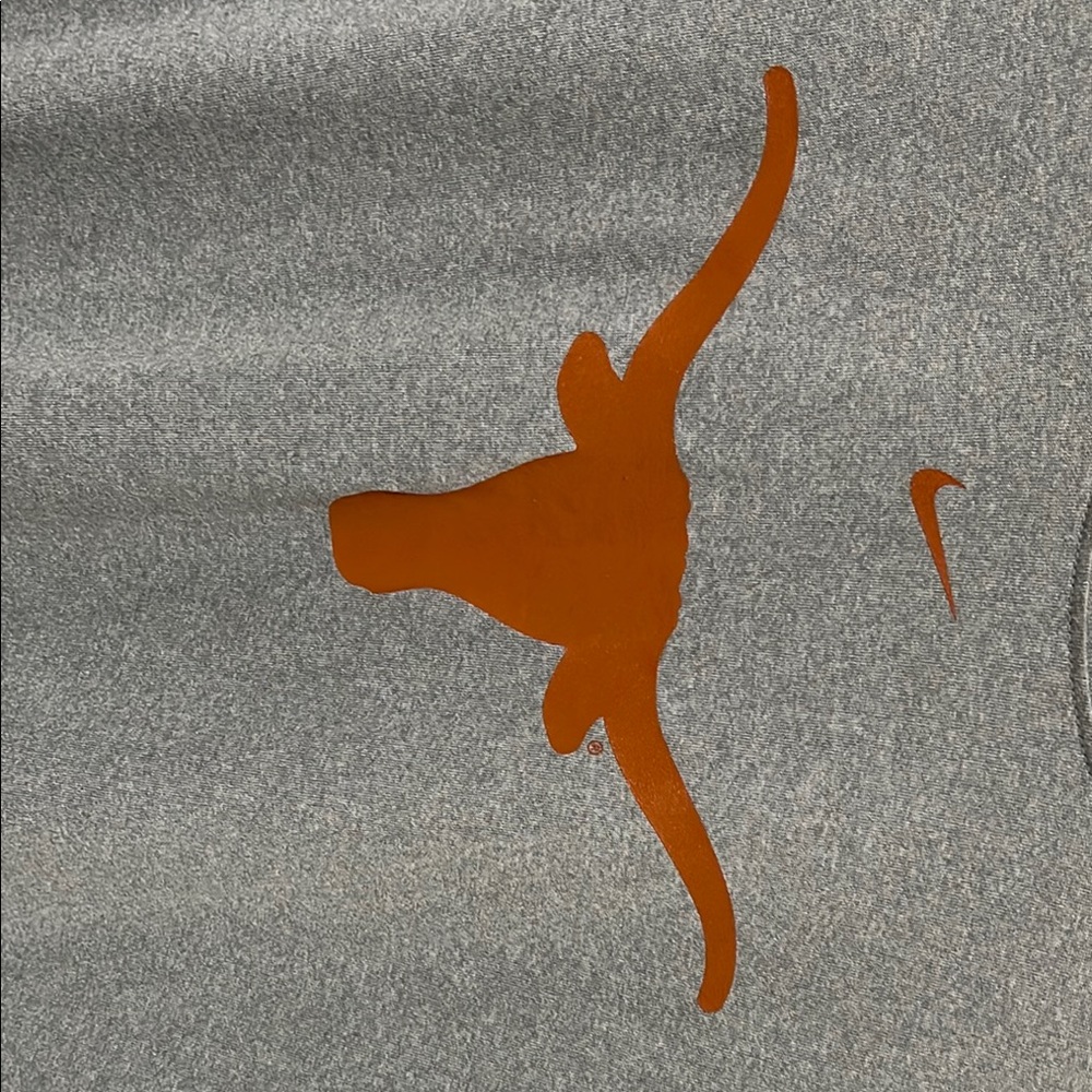 Men’s XL Dryfit Nike Gray T-Shirt with Longhorn Logo